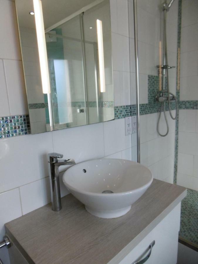 Le Chat Qui Peche B&B Chateauneuf-la-Foret Ngoại thất bức ảnh