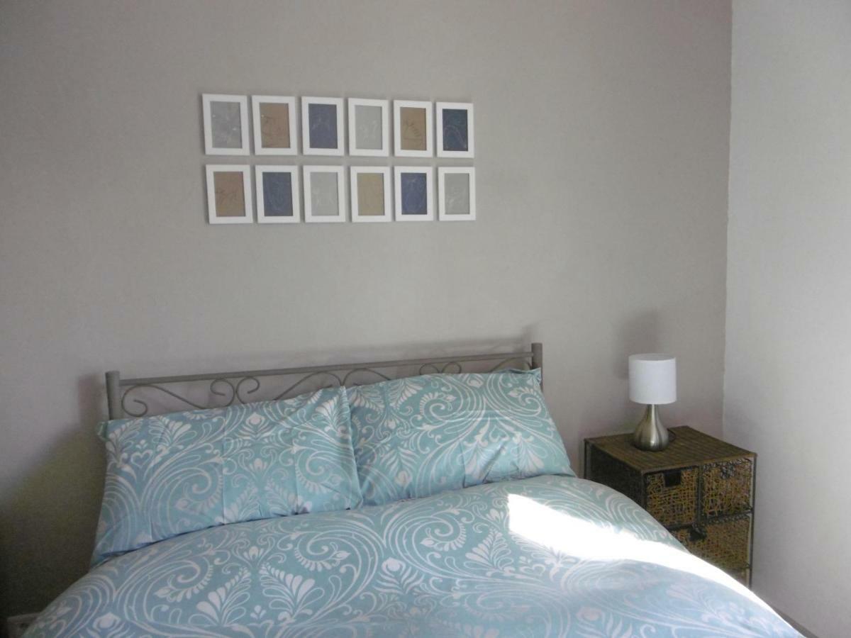 Le Chat Qui Peche B&B Chateauneuf-la-Foret Ngoại thất bức ảnh